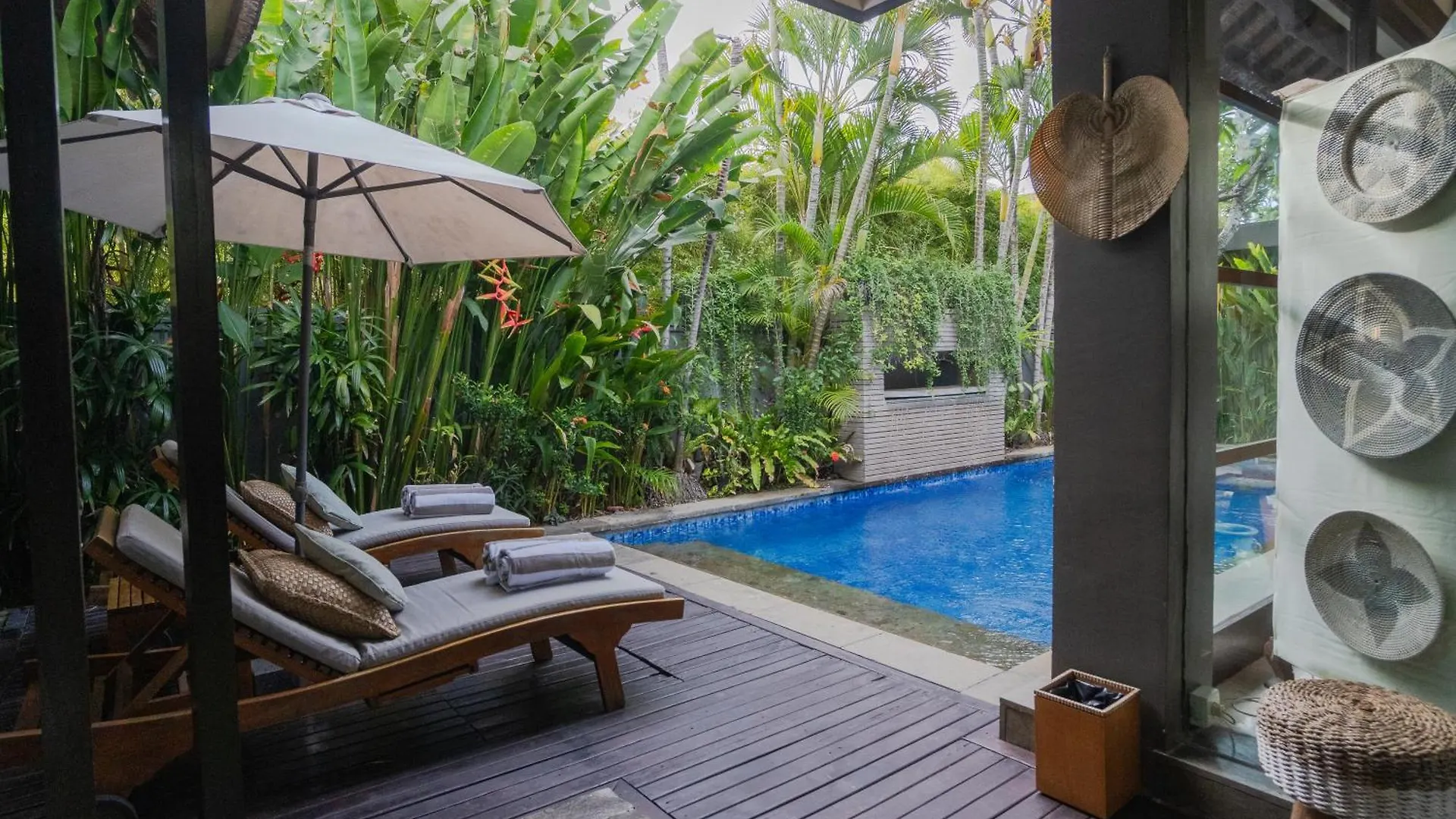Akhira One Seminyak Villa Indonesien